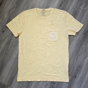 Abercrombie & Fitch Men's Short Sleeve Pocket Tee - Light Yellow